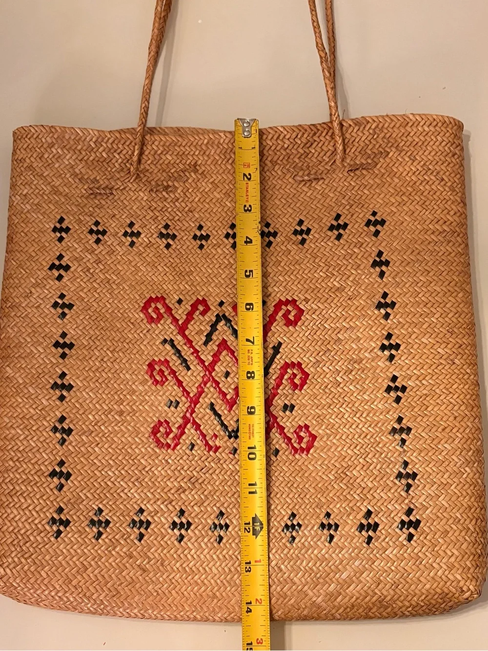 Vintage Woven Straw Shoulder Bag: Red & Black Geometric Design